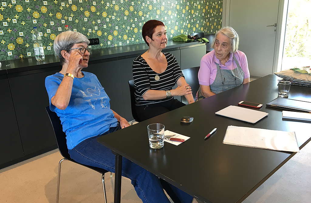 Spielerischer Umgang mit Computer und Tablet im «Game-Café»