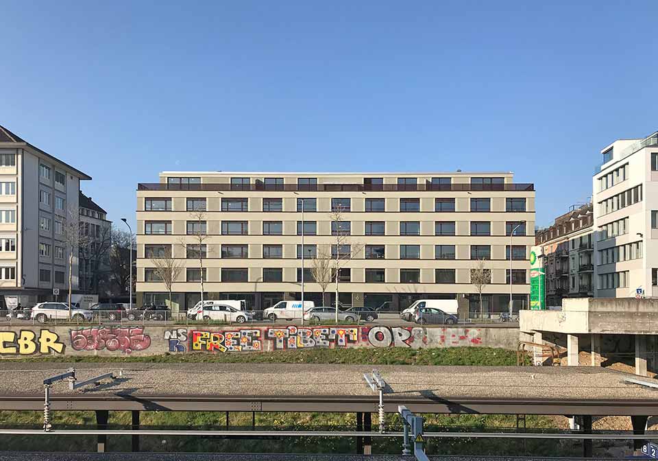 Ein Höhepunkt war 2019 die Eröffnung der ersten SAW-Siedlung in Zürich-Wiedikon: Die Siedlung Erikastrasse. Foto: Georg Aerni.