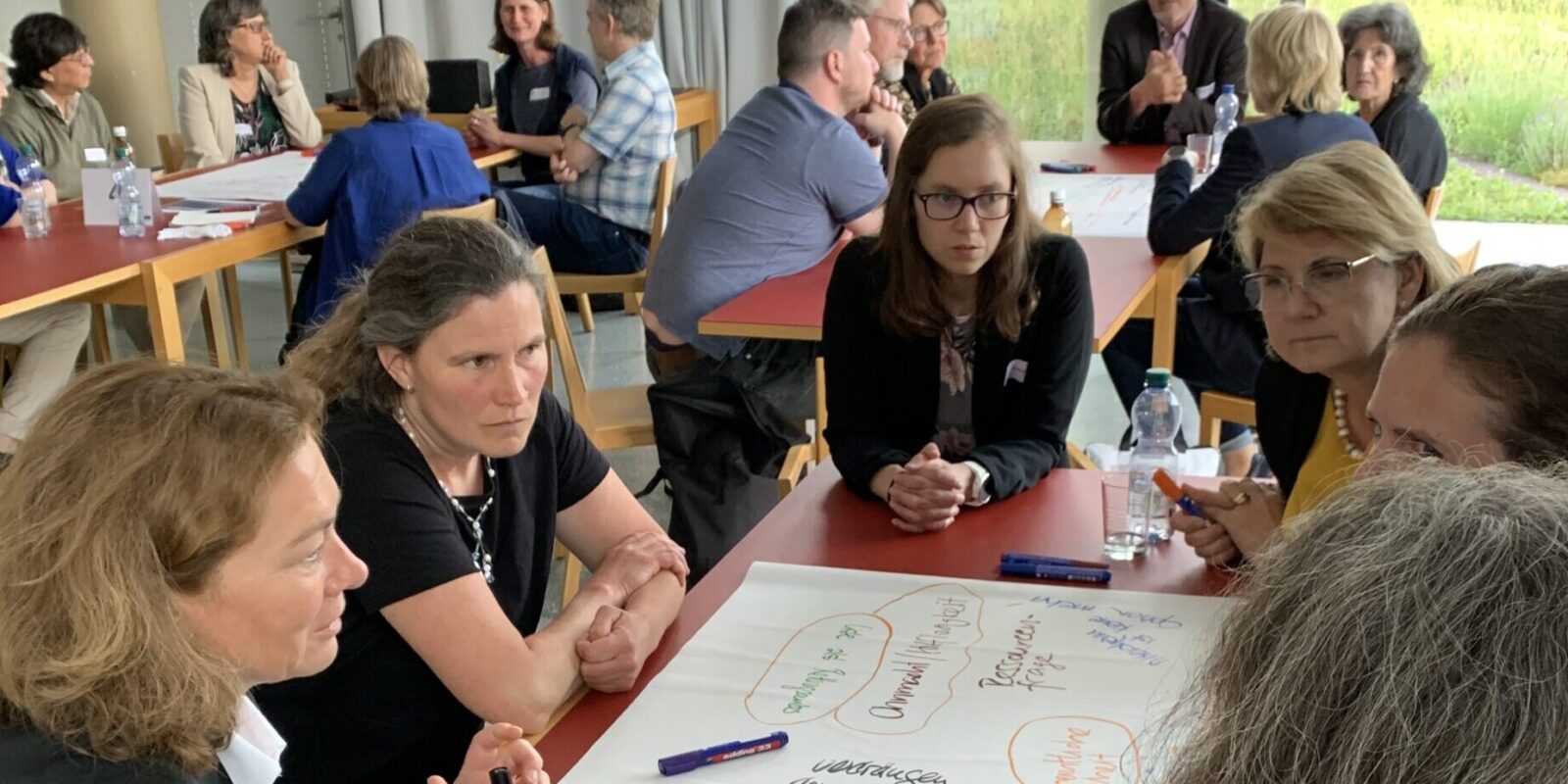 Echogruppe NZA Es entstanden angeregte Diskussionen in wechselnder Zusammensetzung.